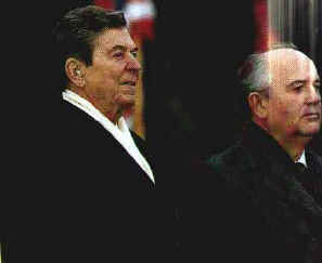 Gorbaciov e Reagan